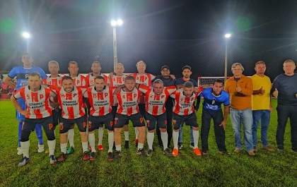Porto consagra-se campeã do Veterano e enfrentará time das Estrelas neste sábado (16)