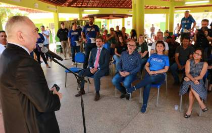 Presidente do TJ inicia ação em aldeia convertendo união estável em casamento