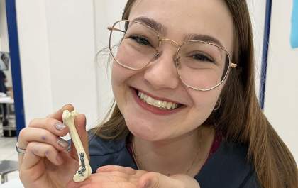 Veterinária de Araçatuba é aprovada em residência de ortopedia