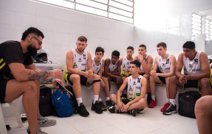Basquete masculino de Araçatuba vence partida em casa&nbsp;