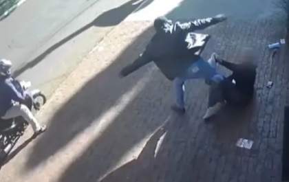 Idosa é agredida na rua por desconhecido em MS