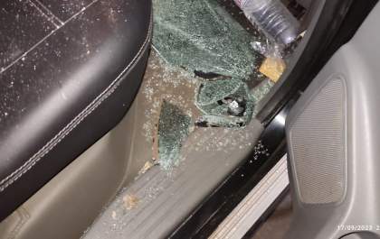 Família tem carro furtado durante missa de 7º dia de ente querido
