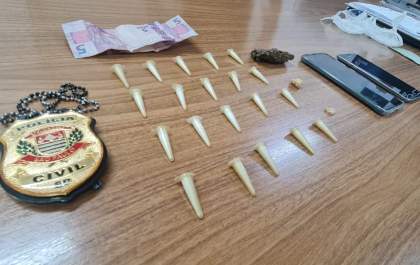 DIG/Deic prende homem com drogas ao procurar por celular roubado