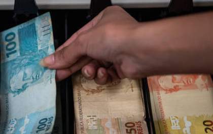 Nova fase do Desenrola vai dar desconto à vista ou parcelar em até 60 vezes dívida de até R$ 5.000