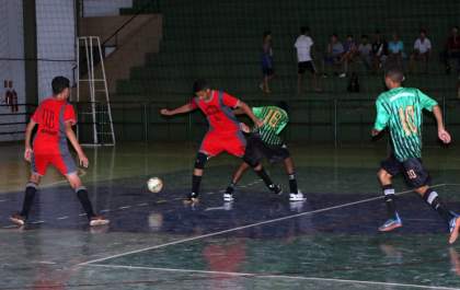 Finais do campeonato de futsal e basquete sub-11 acontecem nesta terça-feira (26)