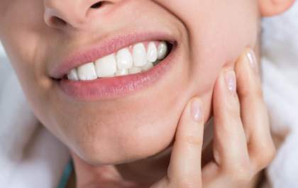 Como deve ser feito o tratamento de bruxismo? Dentista da Bio Integrar fala sobre abordagem multiprofissional