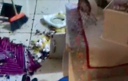Homem preso por violência doméstica, ameaça, violação de domicílio, furto e dano qualificado