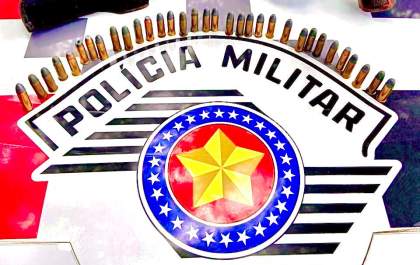 Padeiro preso por posse ilegal de arma