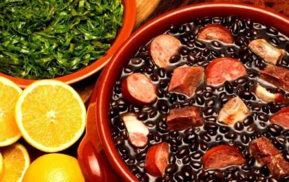 No frio ou no calor, sábado é dia de feijoada!
