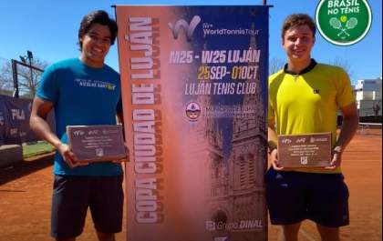 Tenista Luís Britto vence torneio de duplas na Argentina