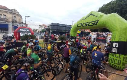 Ciclistas participam da 2ª Maratona de Mountain Bike da Rota Franciscana
