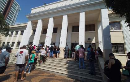 Filas marcam início da votação para o Conselho Tutelar em Araçatuba