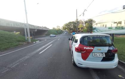 Homem é socorrido após ser encontrado com sangramento na rua Anhanguera