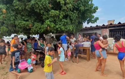 Torneio de Futsal Solidário entrega 150 brinquedos no bairro Osmar Dutra