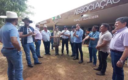 Estado deve ajudar em melhorias no recinto Clibas de Almeida Prado