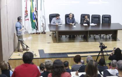 Saúde mental é principal problema para os professores, distúrbios com a voz e os musculares vêm em seguida aponta pesquisa