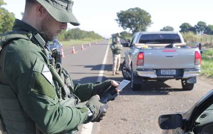 Talonário eletrônico reduz erros em 70% e otimiza trabalho dos agentes da autoridade de trânsito em MS