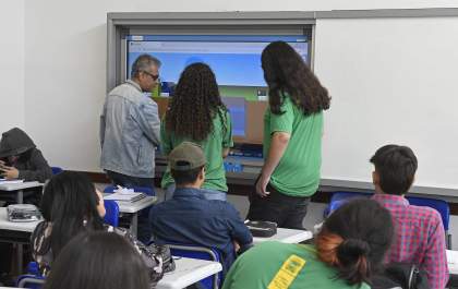 Professores de Mato Grosso do Sul recebem maior salário do brasil com novo aumento