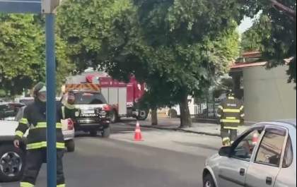 Curto na rede elétrica mobiliza bombeiros