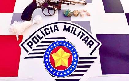 Polícia Militar apreende adolescente autor de dupla tentativa de homicídio, arma, drogas e munições