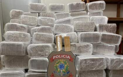 PF apreende 1,6 toneladas de maconha e dois são presos por tráfico de drogas em MS