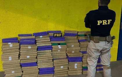 PRF apreende 527 kg de maconha