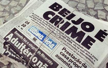 Um beijo escandaliza,&nbsp;uma bala perdida nem tanto