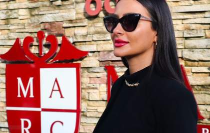 Dentista Sandy Barros aprimora suas habilidades em Miami no renomado MARC Institute