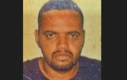 Motoclista morre após bater em árvore em Araçatuba