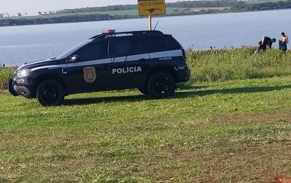 Prefeitura informa que é proibido uso do píer na prainha municipal por banhistas