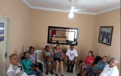 Associação de idosos promove campanha 'Natal Sem Fome'