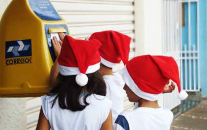 Campanha Papai Noel dos Correios estende prazo para adoção de cartinhas