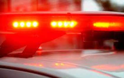 Homem em situação de rua é detido após ameaças com caibro de madeira