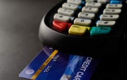 Febraban pede a Banco Central que investigue maquininhas de cartão