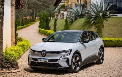 Renault mostra seu futuro elétrico com o Megane E-Tech