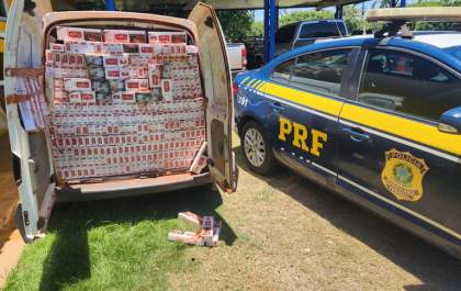 Veículo em fuga é preso com 31 mil maços de cigarros em Três Lagoas