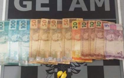 Homem é preso por tráfico de drogas em conveniência na Av. Filinto Muller