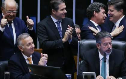 Câmara aprova reforma tributária em segundo turno