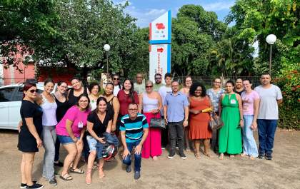 Colaboradores da Santa Casa de Birigui participam de doação de sangue