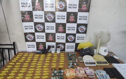 PM prende família por tráfico de drogas em apartamento em Araçatuba