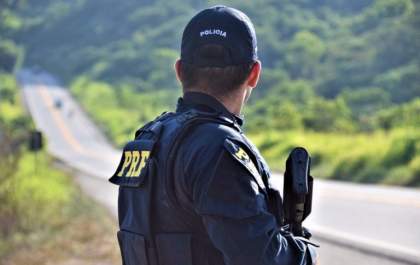 PRF retira de circulação condutor embriagado na BR 030