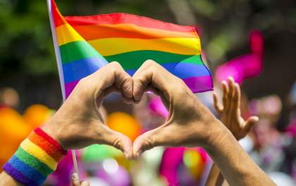 Casamentos homoafetivos no Brasil aumentam 149% em nove anos