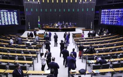 Senado analisa projetos que proíbem fogos de artifício com barulho<p></p>