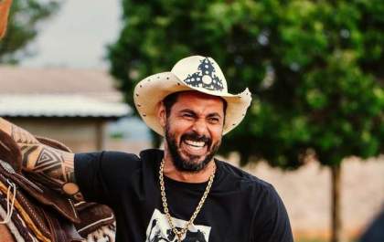 Cantor sertanejo João Carreiro morre aos 41 anos