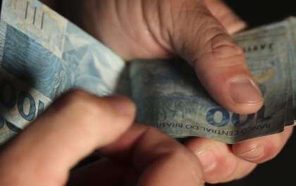 Contribuição do MEI tem novo valor com alta do salário mínimo em 2024
