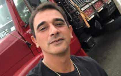 Morre caminhoneiro que tombou em estrada vicinal em Coroados