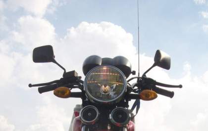 Antena corta pipa é recomendada pelo Detran para prevenir acidentes com motociclistas