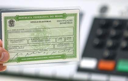 Eleitor tem quatro meses para regularizar título e votar em outubro