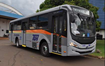 Novo ônibus da TUA entra em circulação nesta sexta-feira