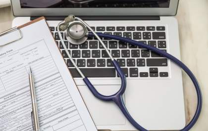 Justiça Federal acolhe pedido do Cremesp e determina que site de atestados médicos falsos seja retirado do ar